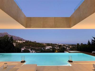 Casa Sarah Pool Night