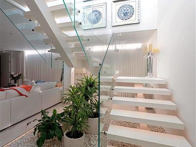 Casa Sarah Stairs